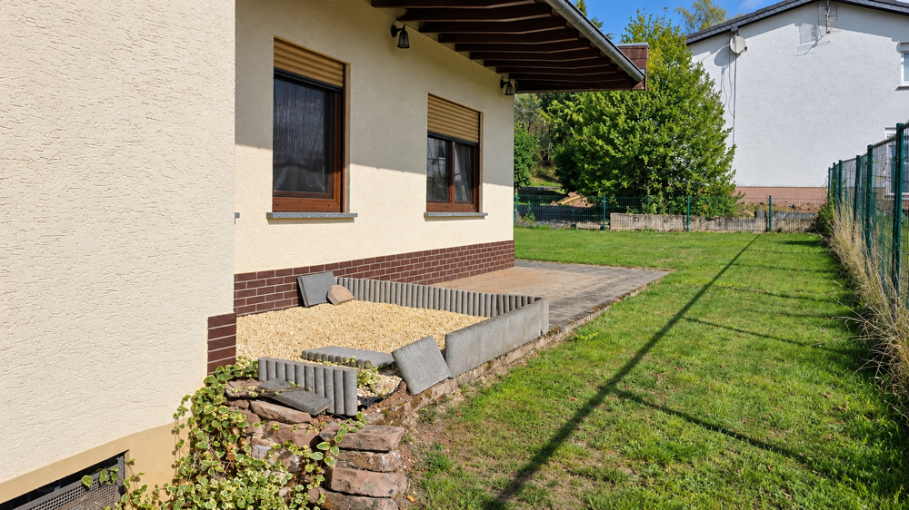 Grünfläche direkt am Haus für Ihre persönlichen Gartenideen