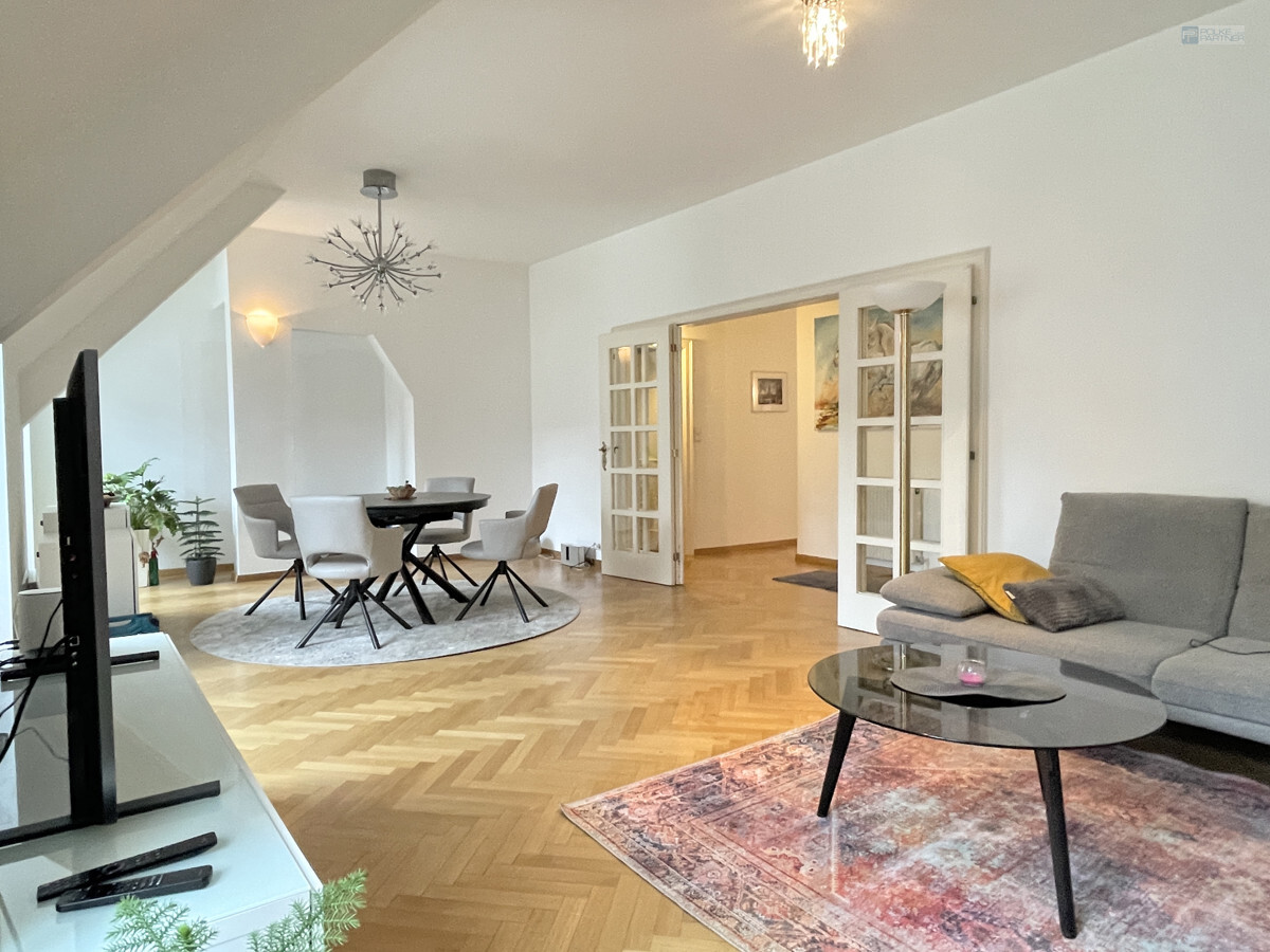 Wohnzimmer b