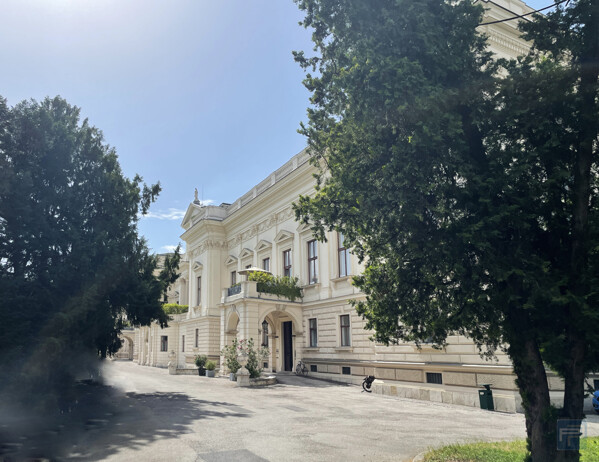Palais