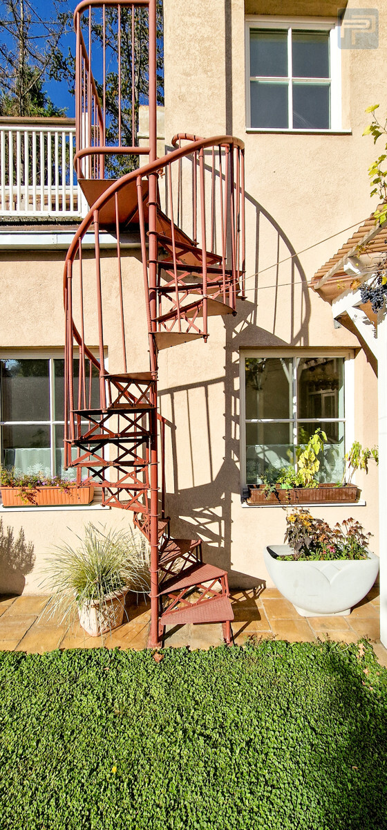 Wendeltreppe zur Terrasse