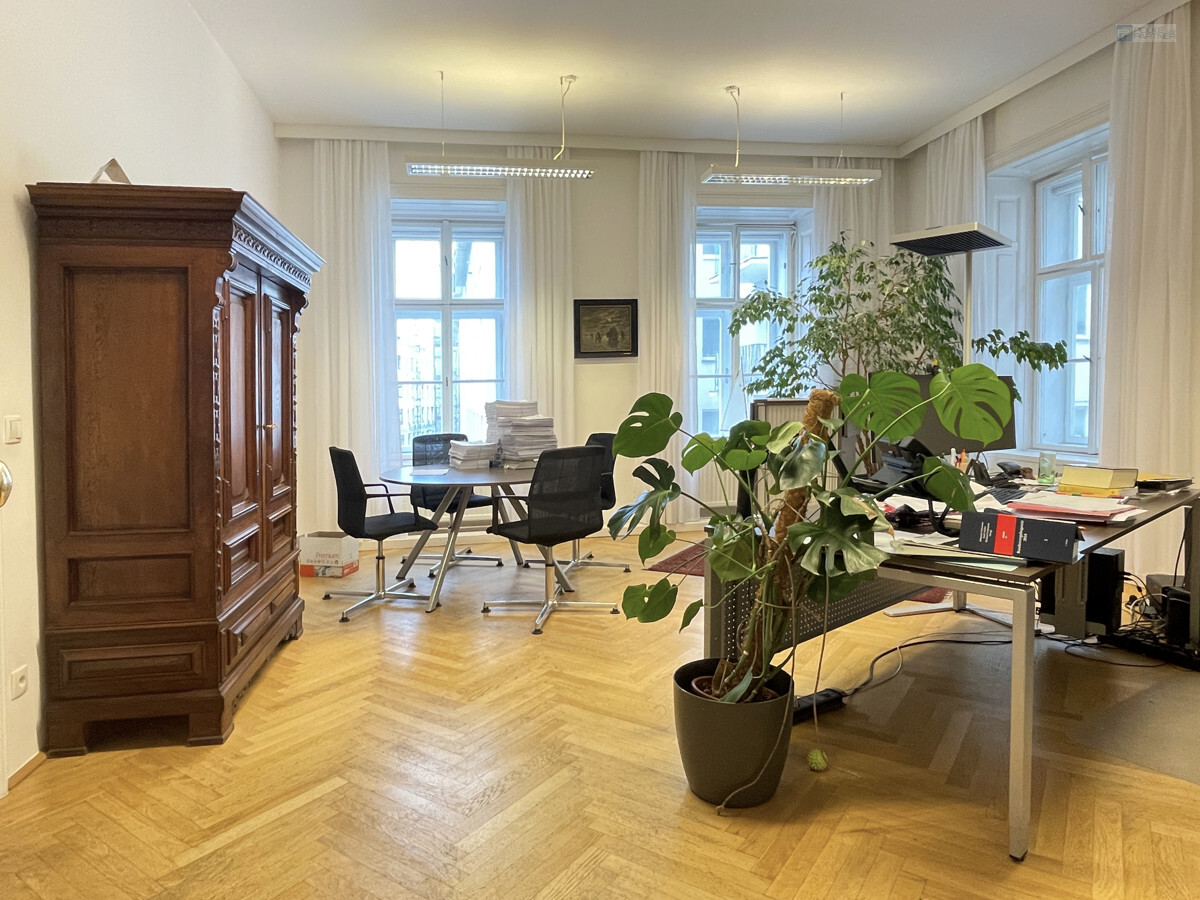 Büro 2