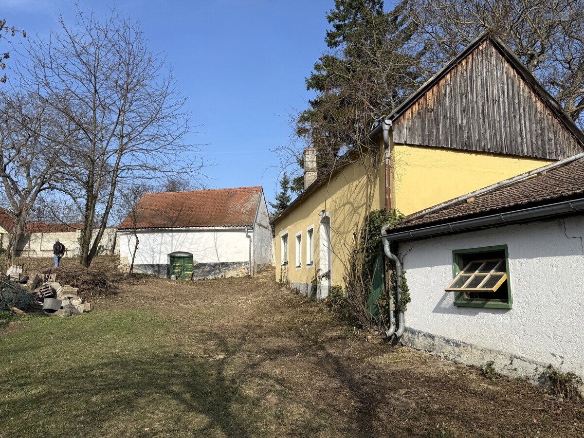 Presshaus Wohnhaus Nr.2 und Schuppen Nr. 10