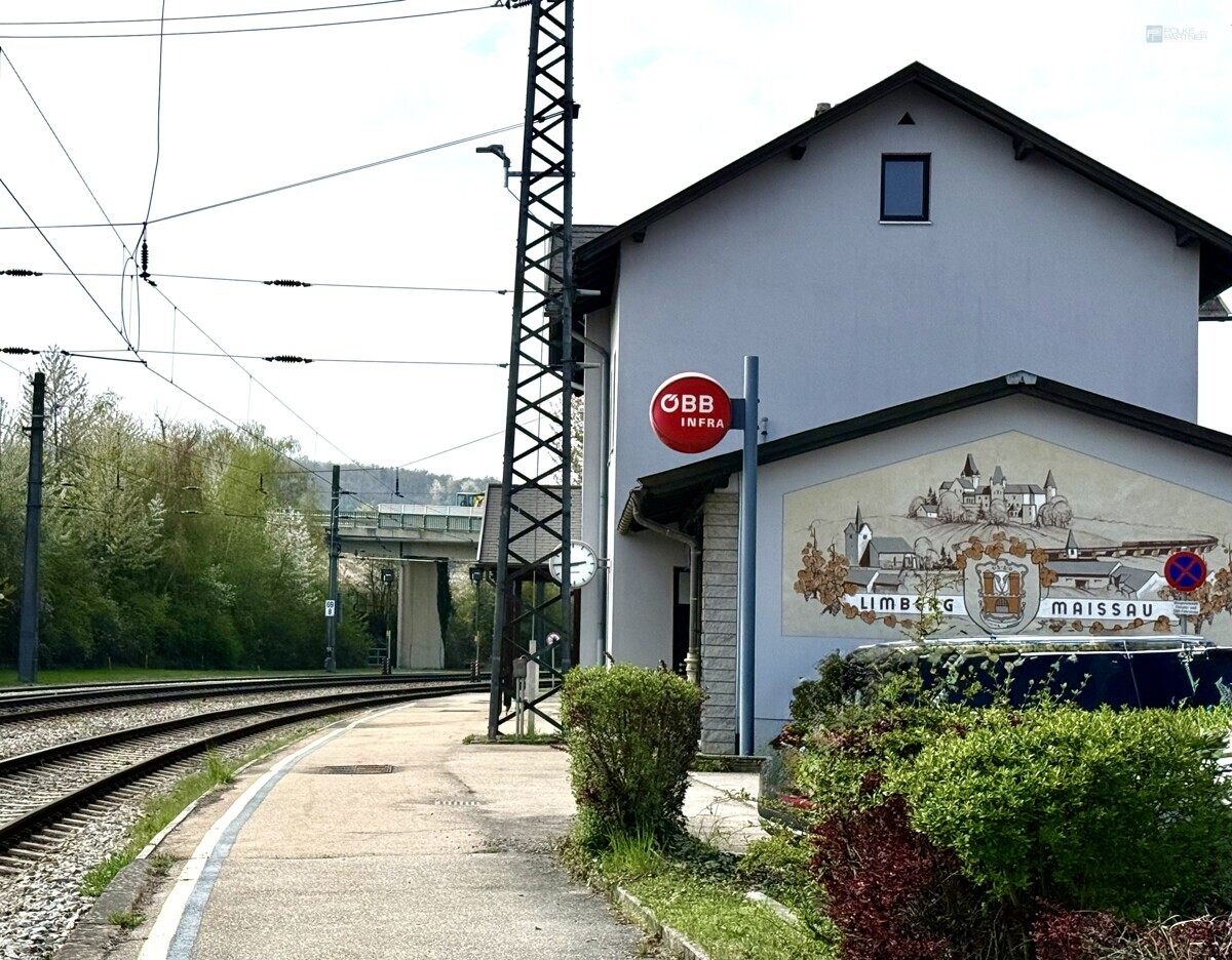 Bahnhof