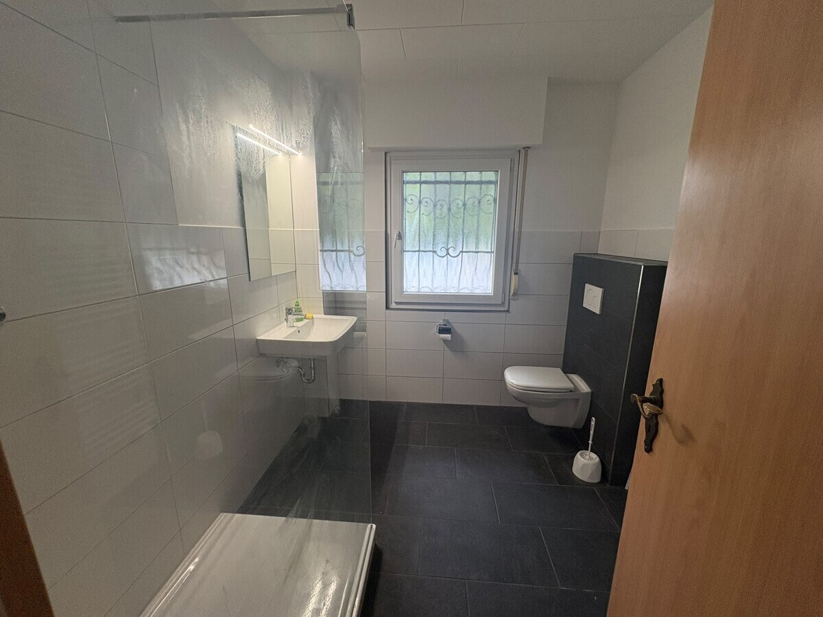 Badezimmer im DG