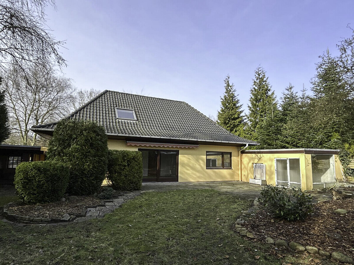 Haus vom Garten aus 