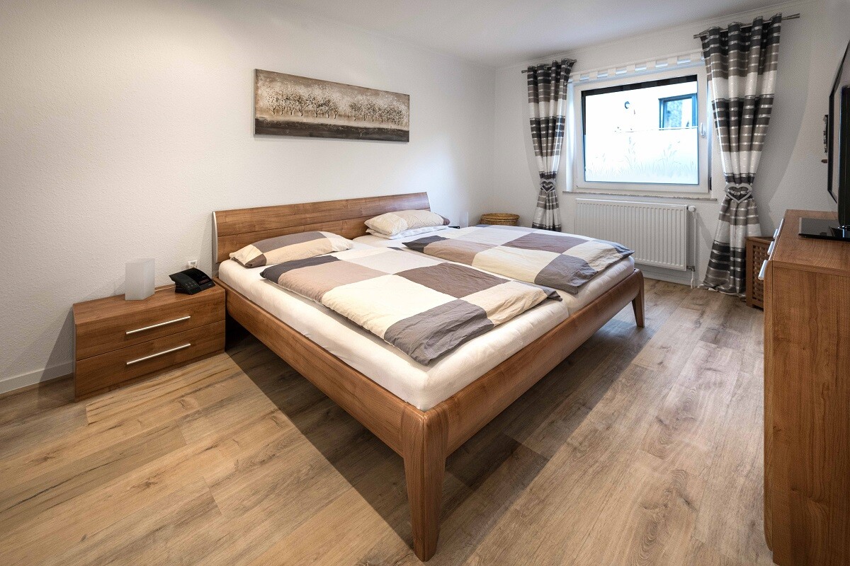 Großes Schlafzimmer