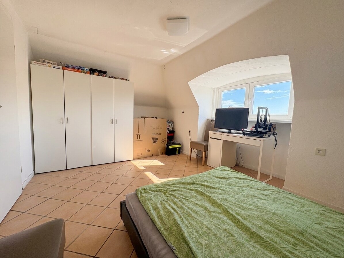 Schlafzimmer II 
