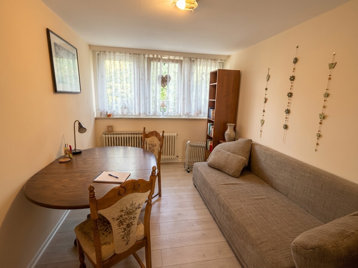 Zimmer (ehem. Küche)