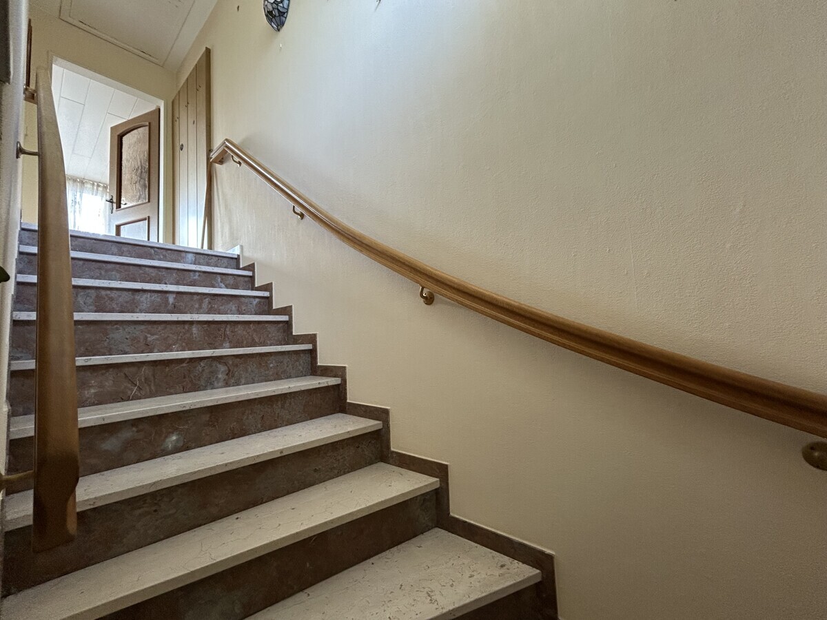 Treppenaufgang ins Dachgeschoss