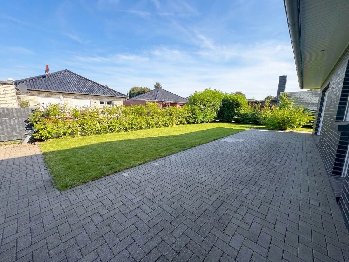 Terrasse + Garten