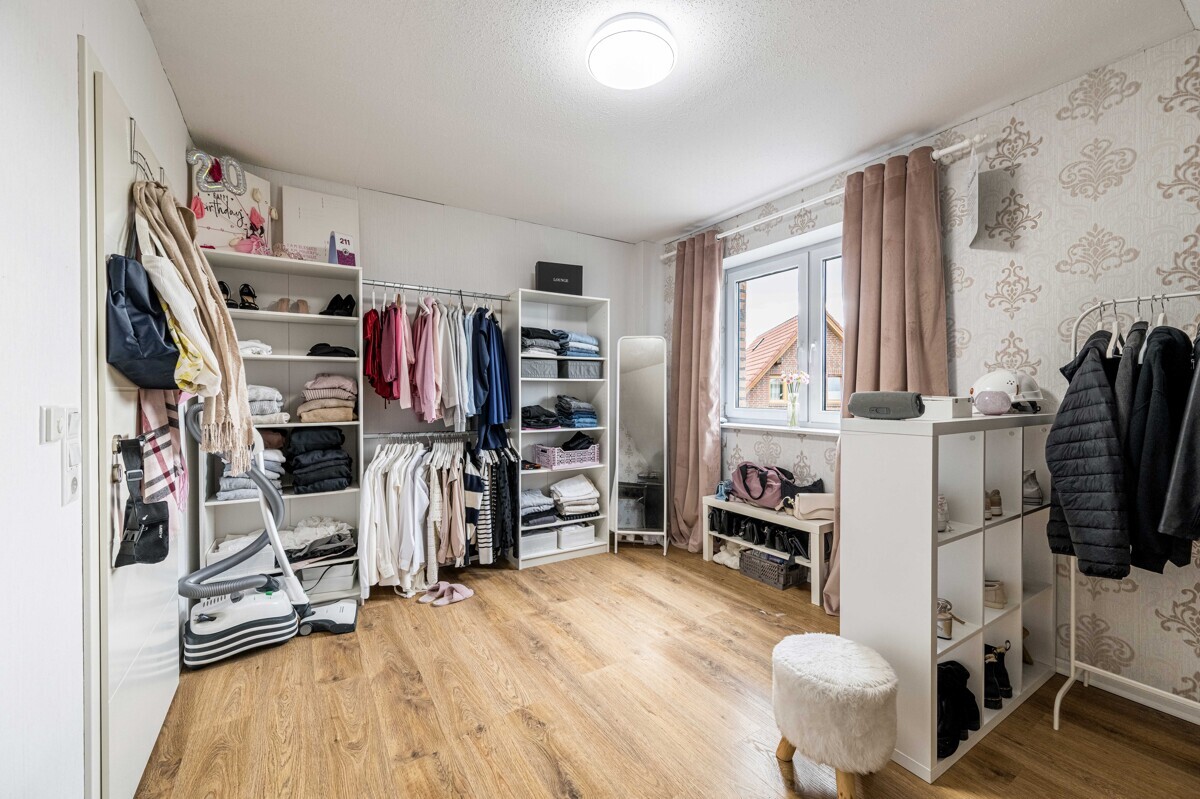 Schlafzimmer II