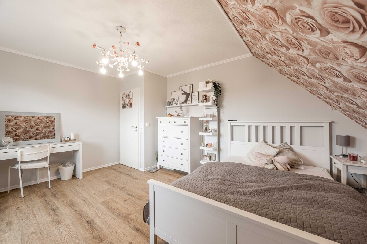 Schlafzimmer III