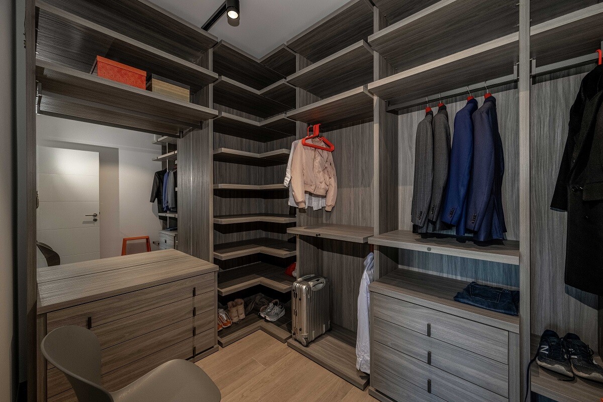 Ankleide am Schlafzimmer