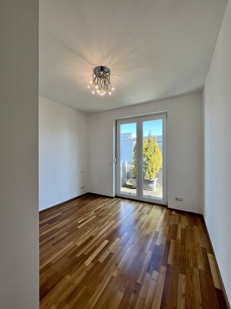 Schlafzimmer II - gut Foto
