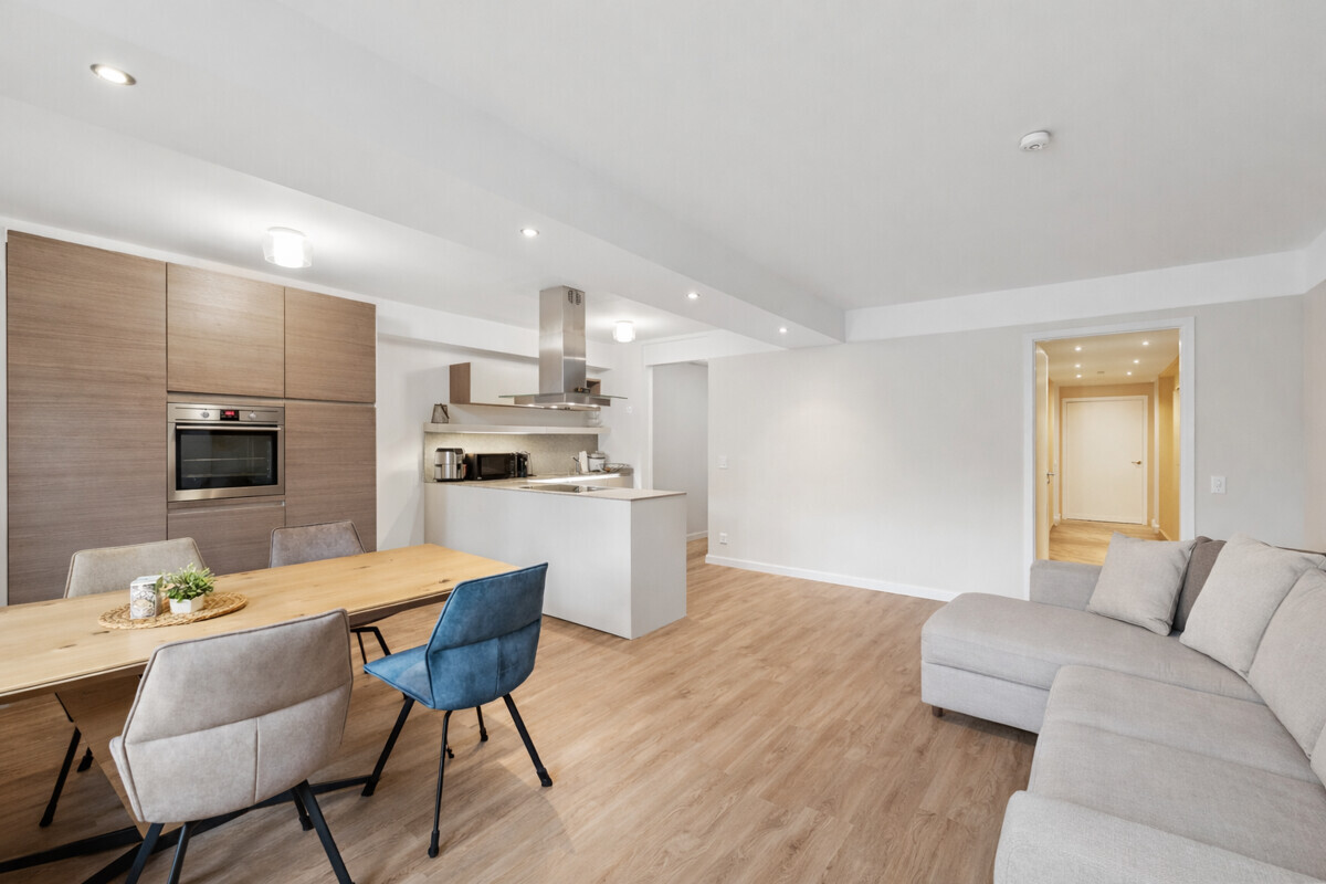 Außergewöhnliche Dachterrassenwohnung Nähe Unterbacher See! - Photo 1