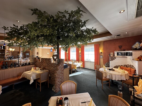 Restaurant 2
