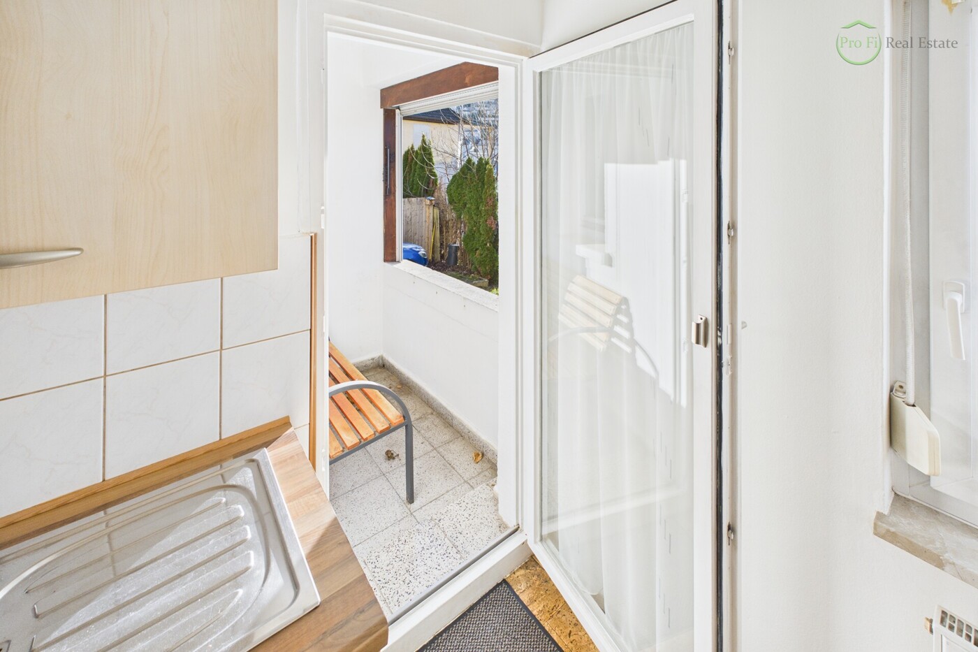 Küche / Balkon