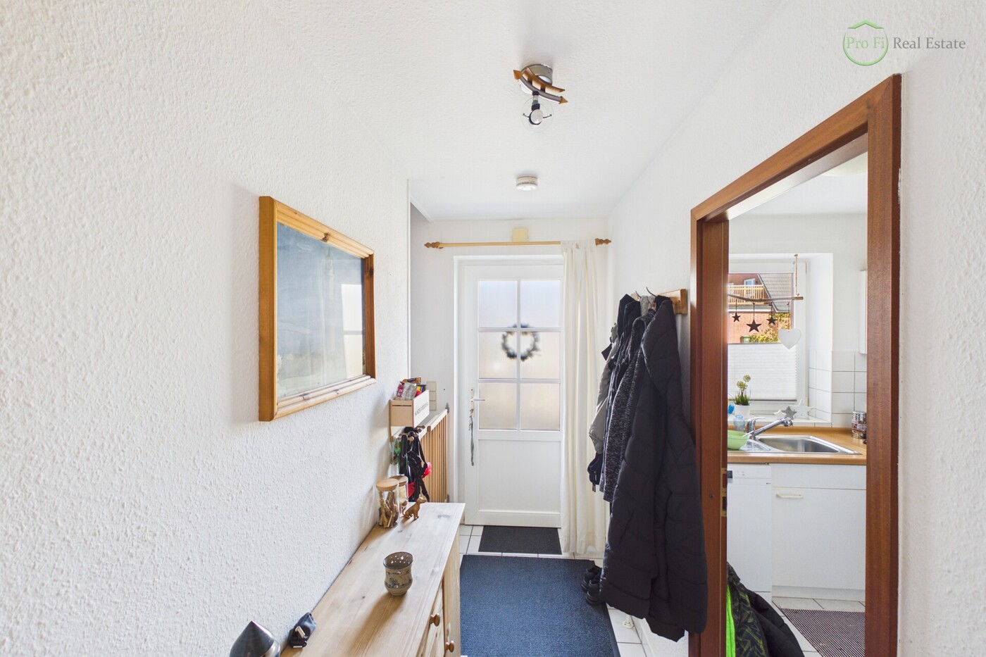 CAM04615G0-PR0048-STILL005