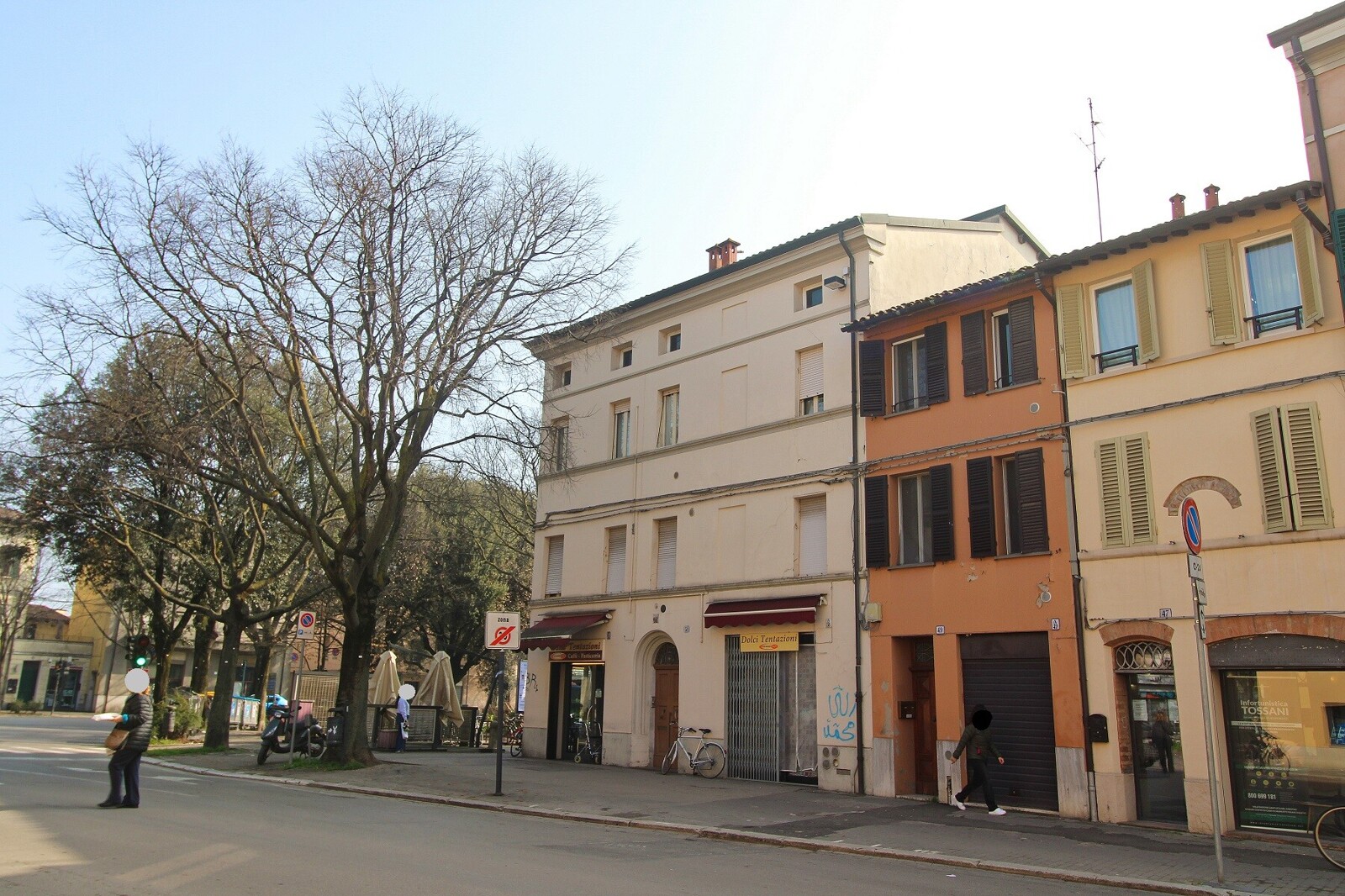Esterno