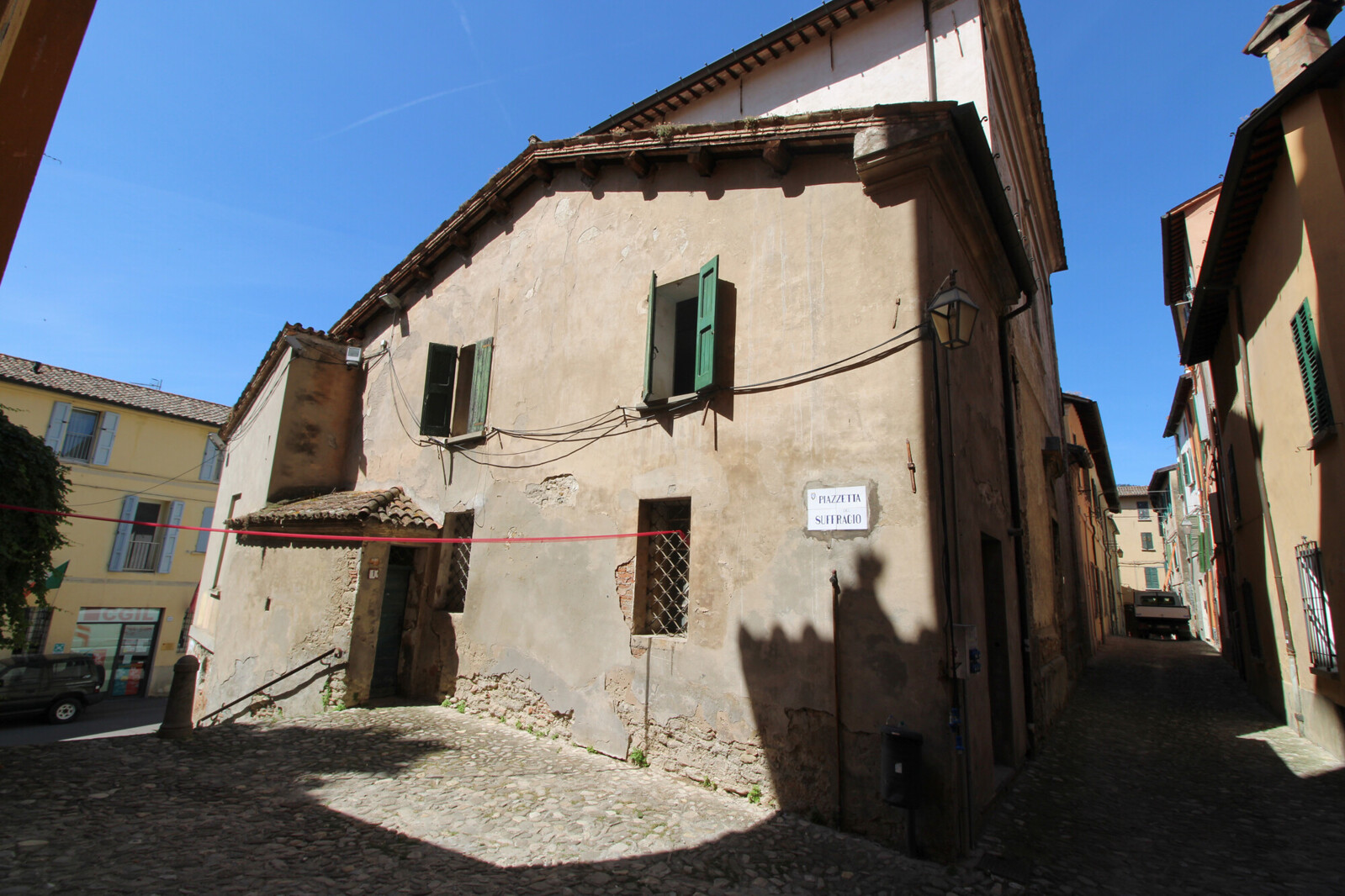 Esterno
