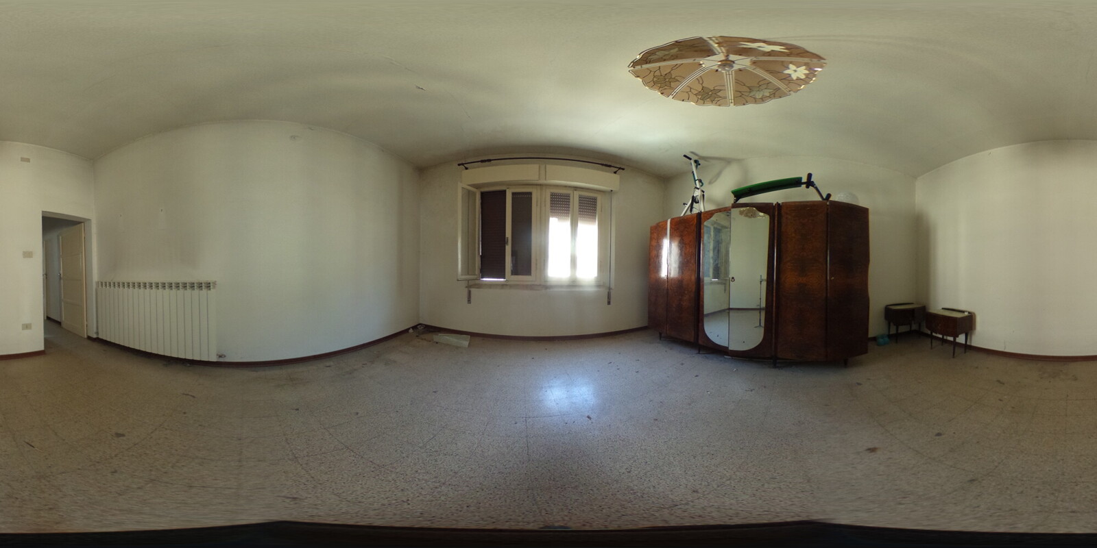 Camera P2
