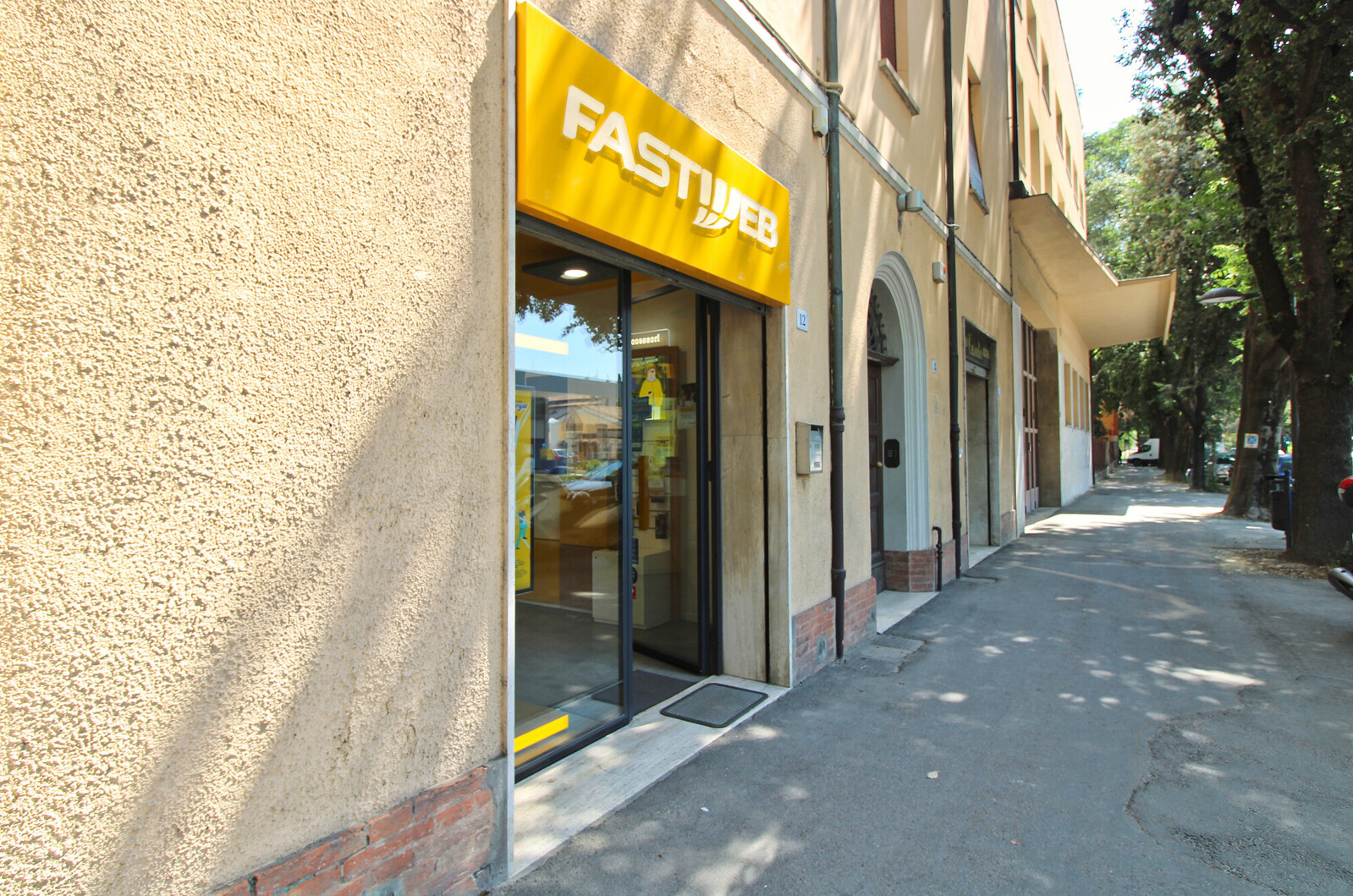 Esterno