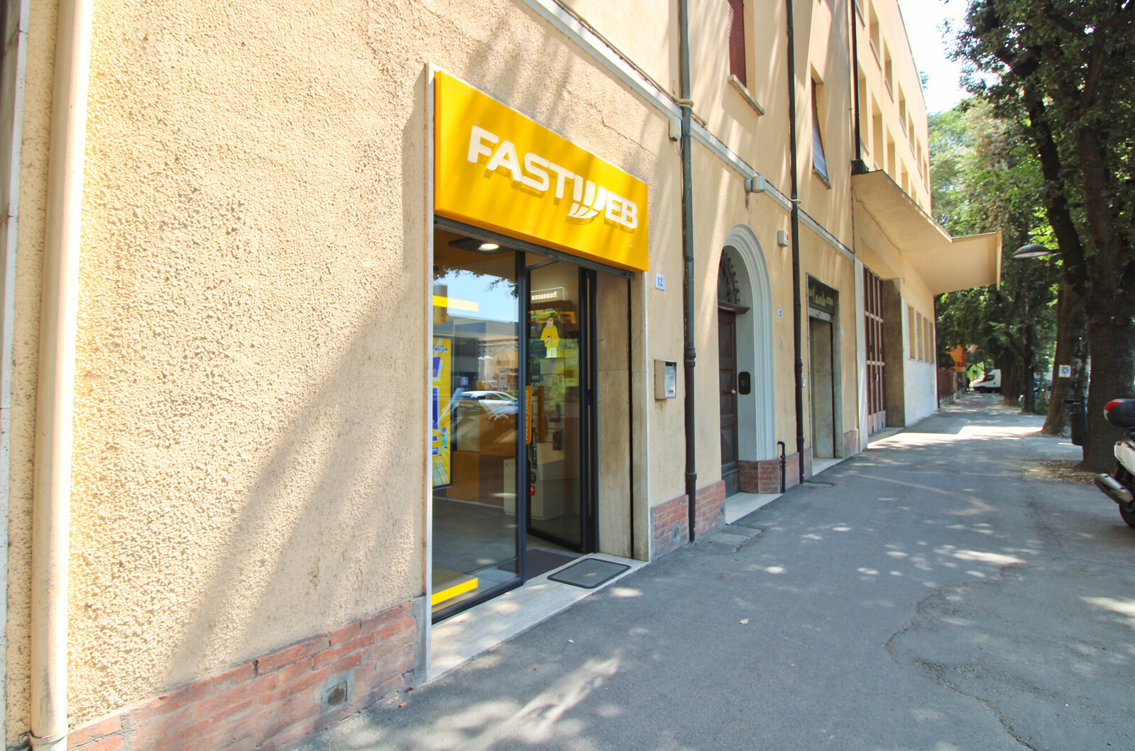 Esterno