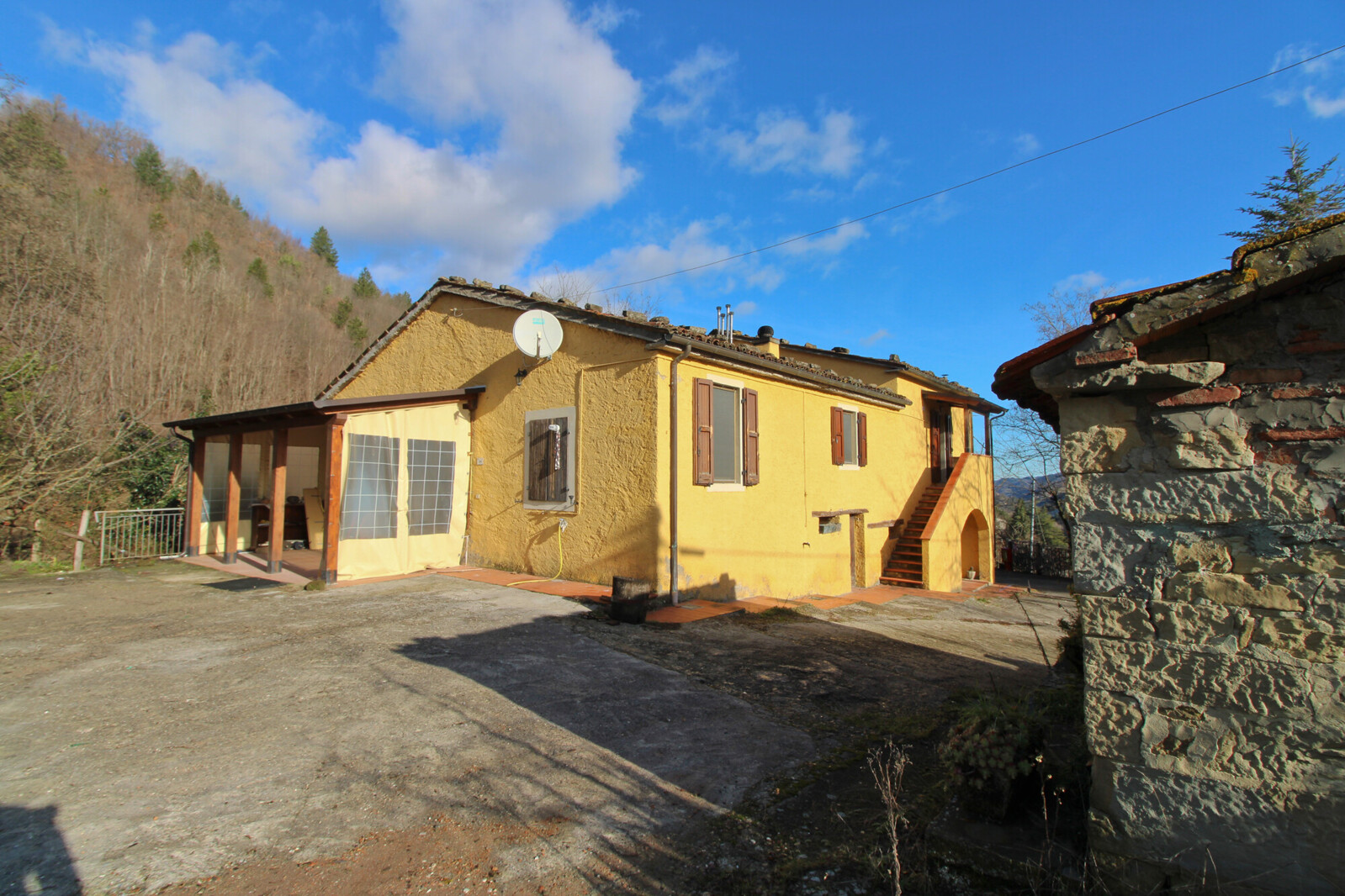 Esterno 