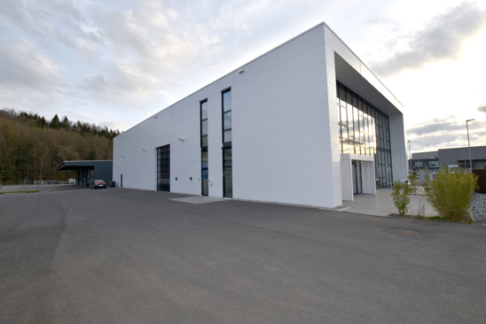 Aussenansicht und Freifläche