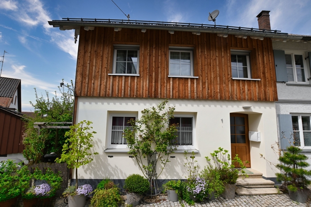 Liebevoll saniertes Doppelhaus bei Leutkirch