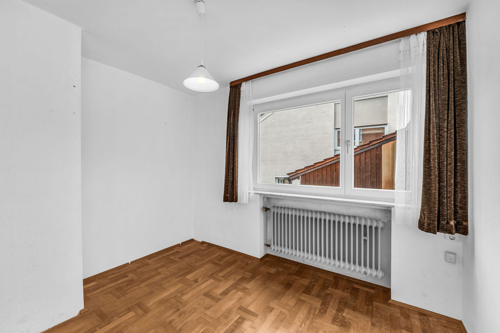 1.OG kleines Büro