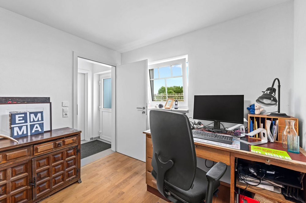 Bürozimmer Untergeschoss