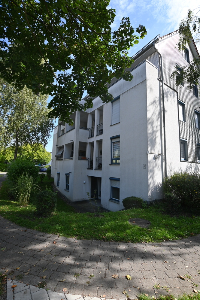 seitliche Hausansicht