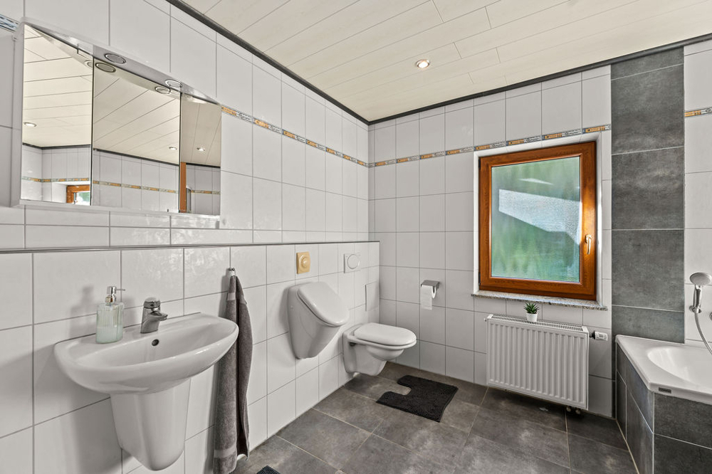 Wohnung OG Bad Erweiterung