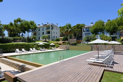 Garden apartment in Camp de Mar Mallorca for sale