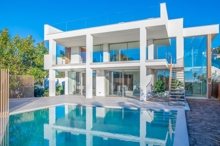 Moderne Villa in Santa Ponsa zu verkaufen