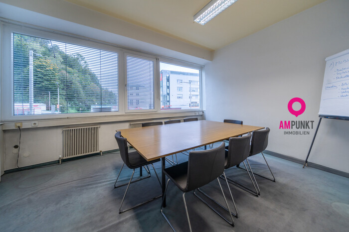 Flexible Bürofläche mit viel Platz & Parkplätzen – auch zur Untervermietung geeignet! - Bild