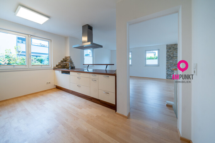 Ruhe genießen. Stadt spüren. Ihre Garten-Maisonette in der Josefiau. - Bild
