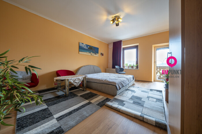 Vermietete Wohnung mit Balkon – interessante Gelegenheit in Hallein - Bild
