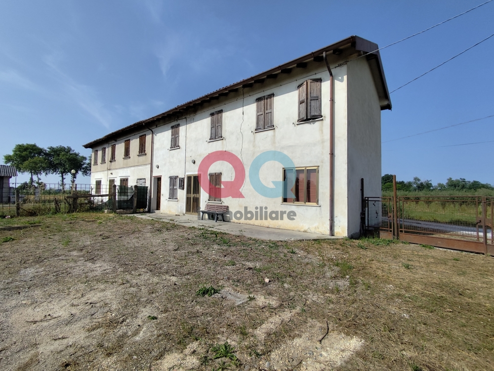 FRONTE CASA