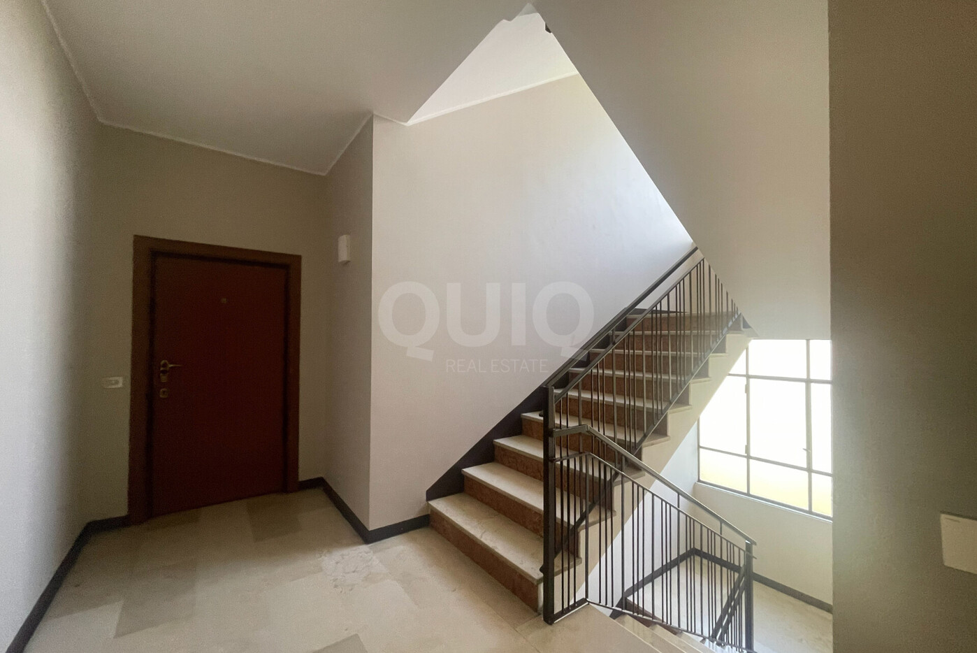 interno condominio