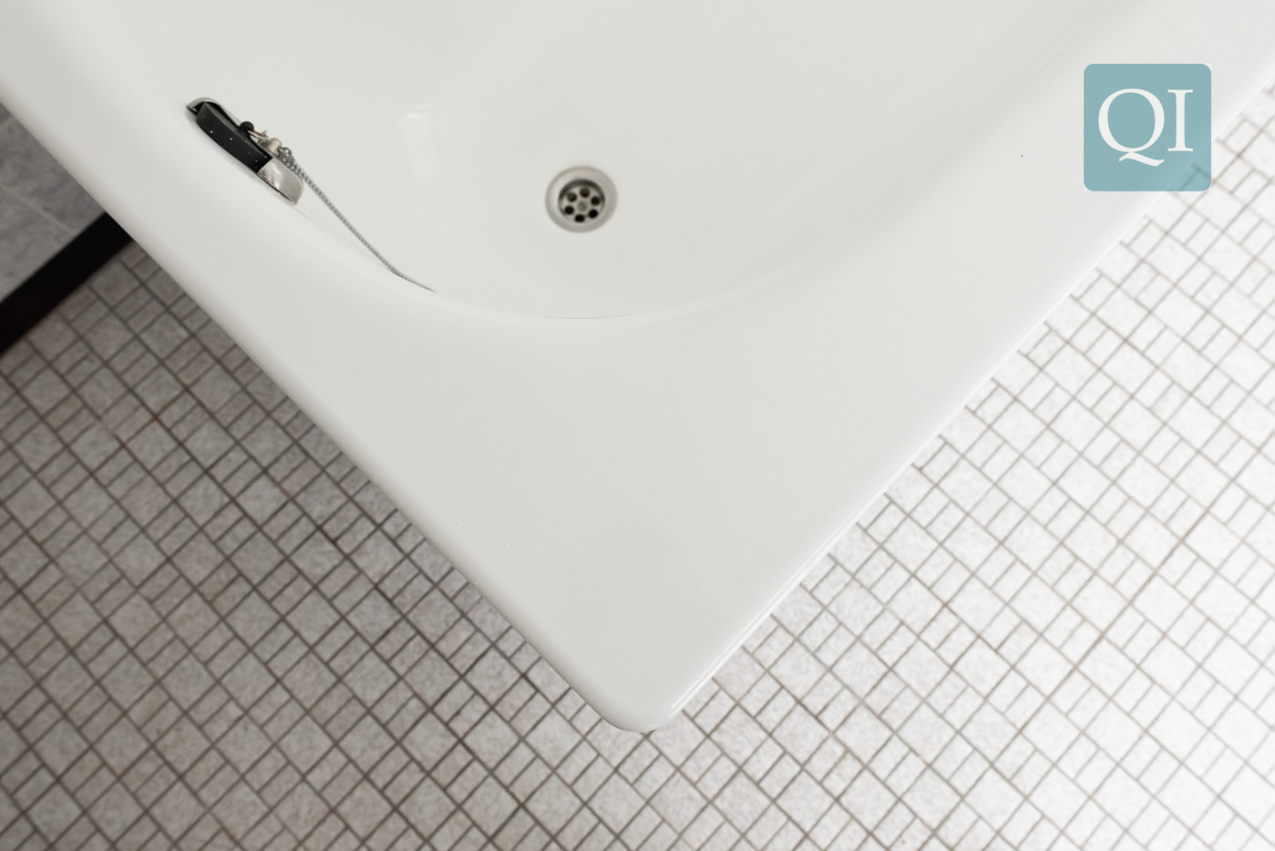 QI-6764  Badewanne Detaill