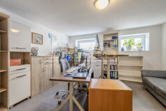 Büro / Kinderzimmer