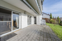 Terrasse mit Garten