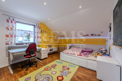 Kinderzimmer 1