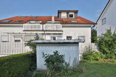 Hausansicht Garten