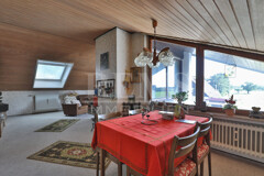 Wohn-/ Esszimmer DG
