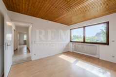Kinderzimmer / Home-Office 1