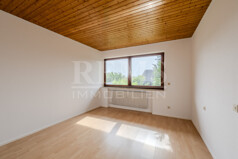 Kinderzimmer / Home-Office 1
