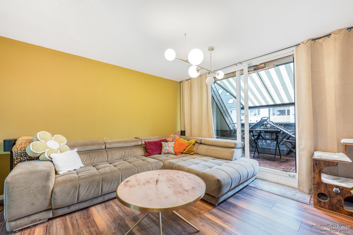 RIDA FLATS - Charmantes Dachidyll – Vollmöblierte Wohnung mit Loggia in Kölns Neustadt-Süd - Foto 5